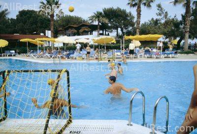 Pirates Beach Club 20
